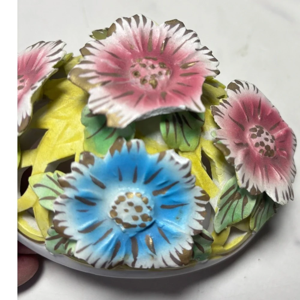 Vintage Italian Capodimonte Style Porcelain Floral Accent Lamp Hand Painted